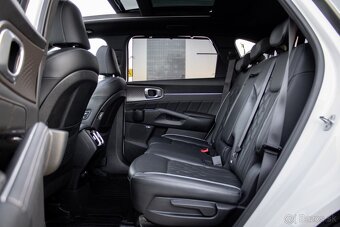 Kia Sorento 2.2 CRDi Platinum, 148kW, A8, Záruka 10/2027 - 19