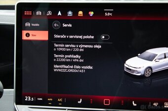 Volkswagen Passat Variant 2.0 TDI Elegance DSG - 19