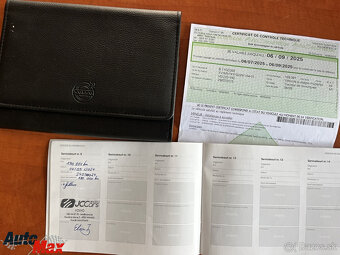 Volvo V40 D2 2.0L 120k Kinetic - 19