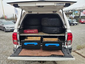Toyota Hilux DC 2.4 I D-4D Active Rezervované - 19