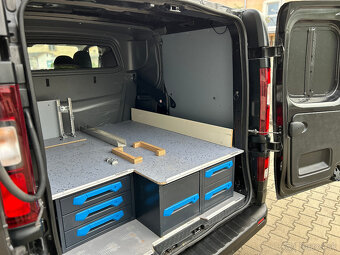 Renault Trafic 5 miest, dvojitá podlaha SORTIMO, DPH - 19