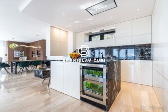 UNIKÁTNY PENTHOUSE - HRBOVÁ RESIDENCE - 19