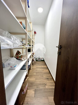 Reality KOMPLEX s.r.o. ponúka na PRENÁJOM exkluzívny rodinný - 19