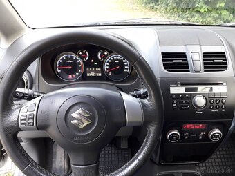 Suzuki SX4 1,6 benzín 88kw 4x4 r.2010 - 19