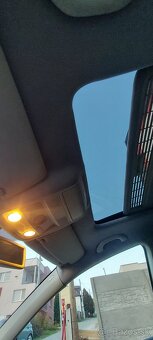 Volkswagen Golf 2.0 TDi - 19