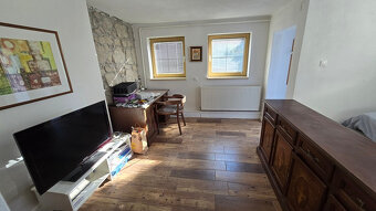 Krásny dom po kompletnej rekonštrukcii v Hronskom Beňadiku - 19