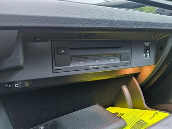 Škoda Superb 2.0TSI L&K 4x4 DSG 1majiteľ (Možný odpočet DPH) - 19