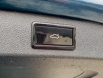 Škoda Kodiaq 2.0 TDI DSG 4x4 SportLine,NAVI,LED,KAMARA - 19