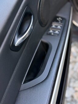 BMW 330i E90 – 3.0 R6 | 258 HP | Mpacket  | Top stav - 19