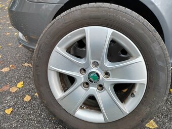 ŠKODA OCTAVIA 2 FACELIFT 1.6 TDI KÚPENA V SR - 19