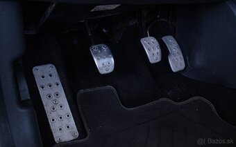 Renault Clio RS 2.0i 16V - 19