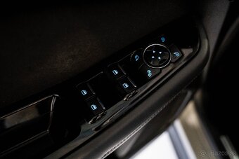 Ford S-Max 2.0 TDCi Duratorq 180 Titanium AWD A/T - 19