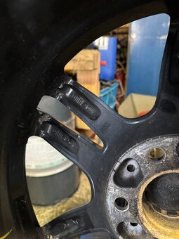 Predám sadu zimných pneumatík s diskami BMW R19 – 5x112 - 5. - 19