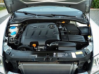 ŠKODA OCTAVIA COMBI 1.6TDI 4x4 2013 KLIMA, STK, ŠPZ - 19