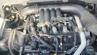 Freelander 2 HSE 2,2 na diely - 19