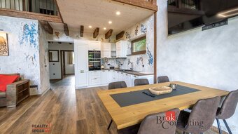 Hotel Husárik – ikonický horský hotel s dušou Kysúc a si - 19