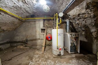 Na predaj rodinný dom Kežmarok Hradné námestie - 19