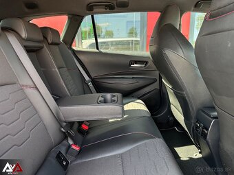 Toyota Corolla Combi TS 1.8 Hybrid e-CVT Executive, Pôvodný - 19