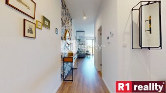 Na prenájom nádherný 2 izbový byt 45 m2 + terasa 15 m2 + 30  - 19