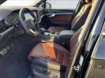 Volkswagen Touareg 3.0TDi 4M R-Line - 19