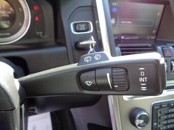 Volvo XC60 D5 Kinetic Geartronic AWD - 19