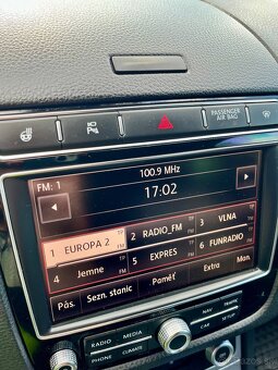 Volkswagen Touareg 3.0 TDI 4motion - 19