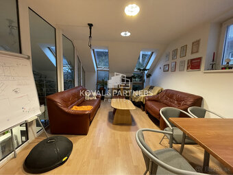 Administratívny, obchodný a skladový priestor v priemyselnej - 19