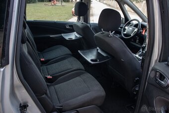 Ford Galaxy S-Max 2.0 EcoBoost SCTi Titanium A/T 7-miestny - 19