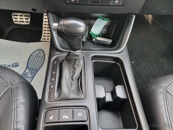 ===Kia Sorento=== - 19