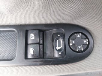 Peugeot 207 SW 1.4 16V - 19