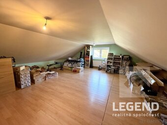 Veľký dom 5i+1 RD v Krajnom - 455m2, garáž, veľká terasa - 19