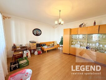 Jedinečná chalupa 8i+2 vo Vrzavke - 12.642m2, hosp. budovy - 19