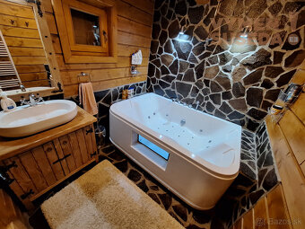 VYMEŇ SUSEDA - VÝNIMOČNÁ 4 IZB. CHATA - NOVOSTAVBA s úžasno - 19