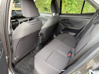 Toyota Yaris Cross - 19
