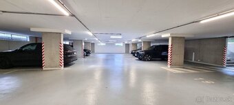 BEZ PROVÍZIE / Nový 3i. byt s loggiou, 87m2+parking, BA III. - 19