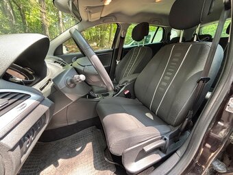Renault Megane kombi 1.5 diesel manuál - 19