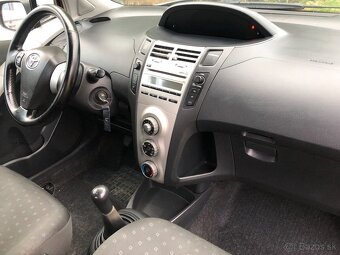 Toyota Yaris 1.0 VVTi - 19