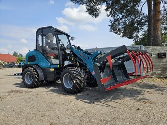 nakladač, kloubák, motor 50 Hp Kubota, 4 válce, - 19