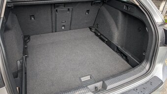 Volkswagen GOLF 8 VARIANT - 19