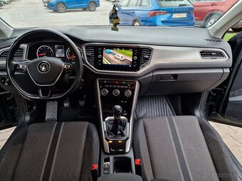 Volkswagen T-Roc 1.0 TSi Style M6 110k (benzín) - 19