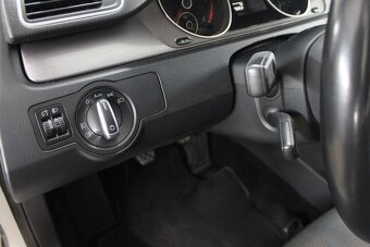 Volkswagen Passat 2.0 TDI Comfortline - 19
