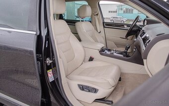 Volkswagen Touareg 3.0 TDI 4motion - 19