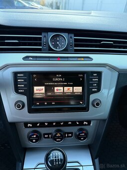 Volkswagen Passat 2.0 TDI Highline - 19