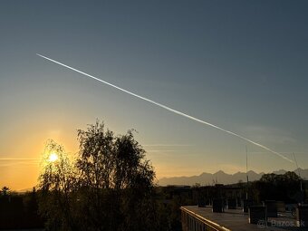 Predám 2-izbový byt v centre mesta s výťahom - Rezervovaný - 19