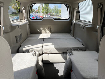 Ford Expedition XLT 5.4 V8, 4x4, 1.majitel, 67 000 km - 19