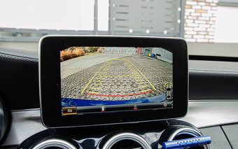 Mercedes-Benz C400 trieda Sedan 4matic A/T - 19