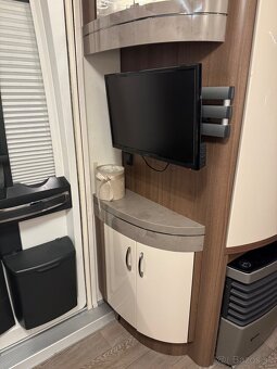 Karavan HOBBY 560 WLU PRESTIGE - 19