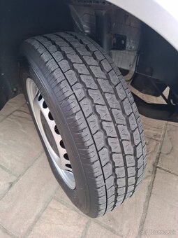 transporter t5 1.9 tdi 5 miest - 19
