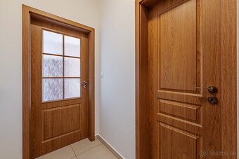 Na prenájom 2-izbový byt v centre Šamorína - 19