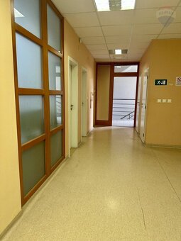PRENÁJOM: KANCELÁRIE - DUNAJSKÁ STREDA - BUDOVA DUNA PALÁC - 19